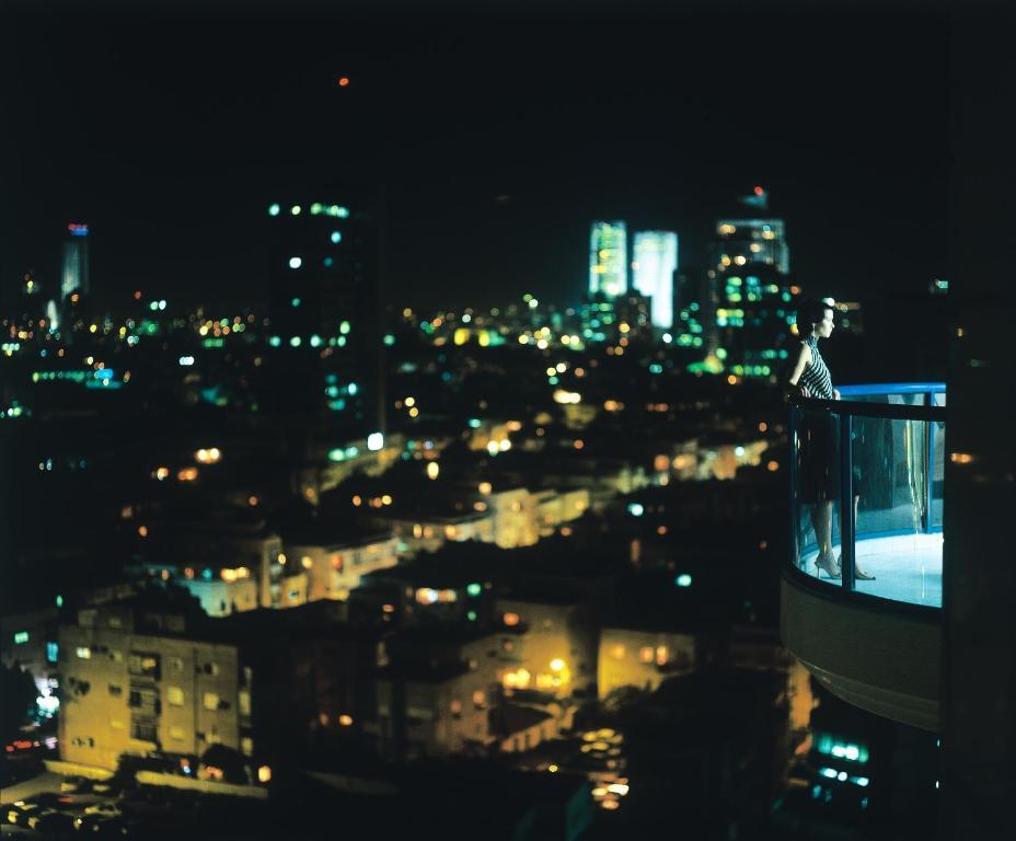 Suite Tower con Balcone Vista Città